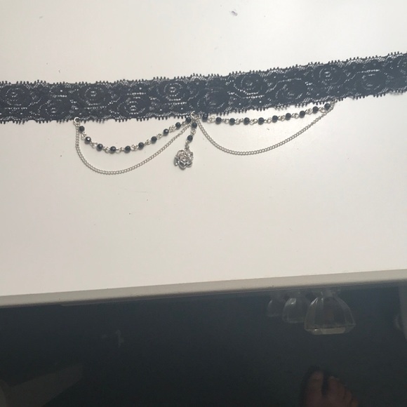 Black rose chocker neclace - Picture 1 of 1